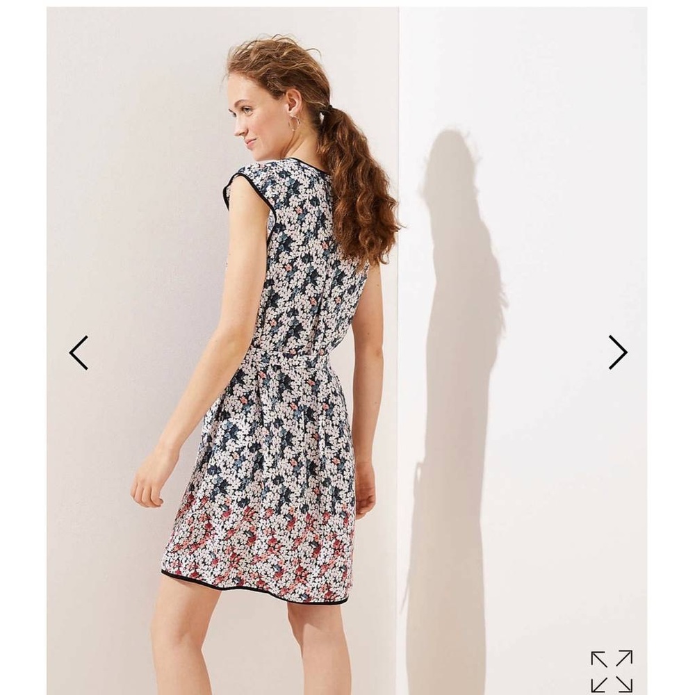 LOFT Floral Tie Front Dress - Picture 5 of 10